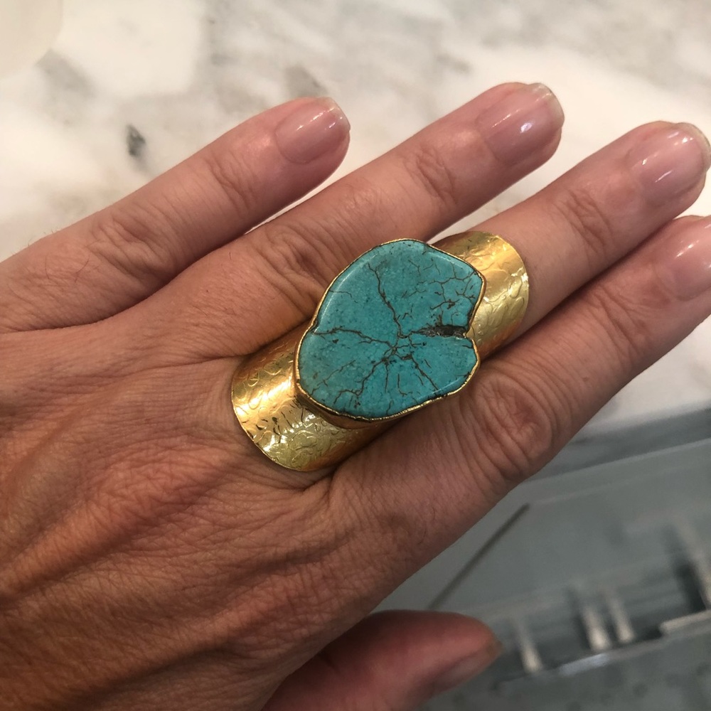 Ring - Picture 2 of 4